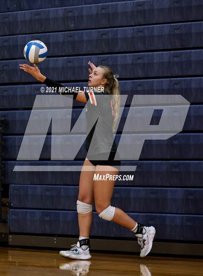 Thumbnail 3 in Timberlake vs Fruitland (3A State Tournament) photogallery.