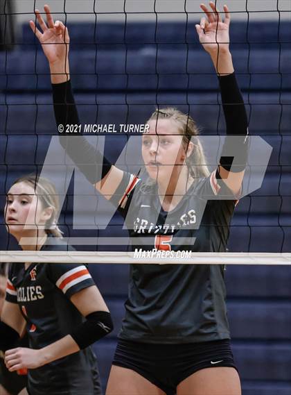 Thumbnail 2 in Timberlake vs Fruitland (3A State Tournament) photogallery.