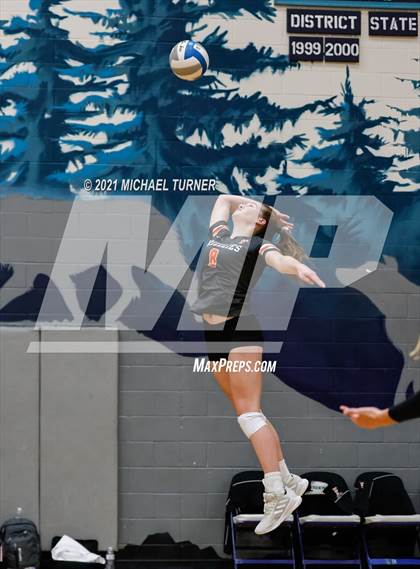 Thumbnail 1 in Timberlake vs Fruitland (3A State Tournament) photogallery.
