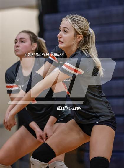 Thumbnail 3 in Timberlake vs Fruitland (3A State Tournament) photogallery.