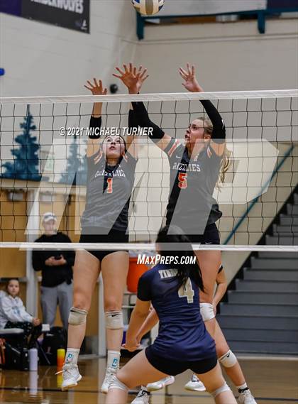 Thumbnail 1 in Timberlake vs Fruitland (3A State Tournament) photogallery.
