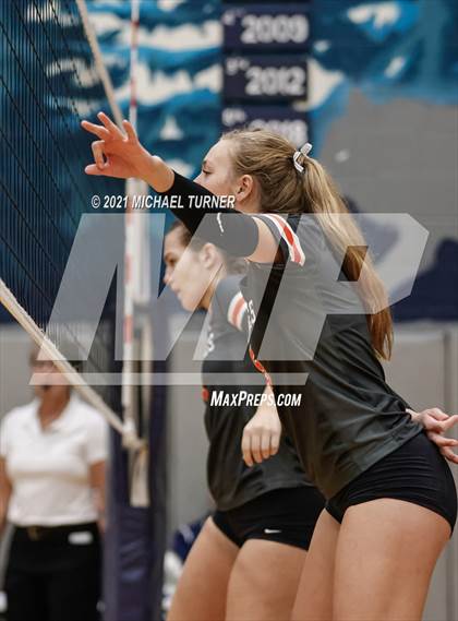 Thumbnail 3 in Timberlake vs Fruitland (3A State Tournament) photogallery.