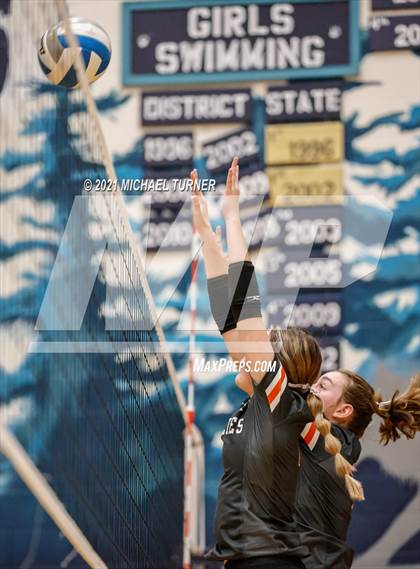 Thumbnail 2 in Timberlake vs Fruitland (3A State Tournament) photogallery.