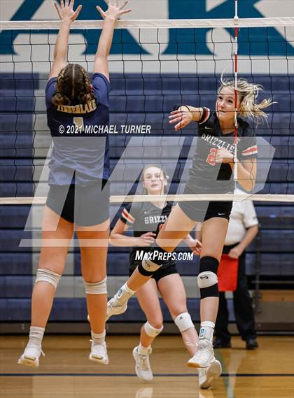 Thumbnail 2 in Timberlake vs Fruitland (3A State Tournament) photogallery.