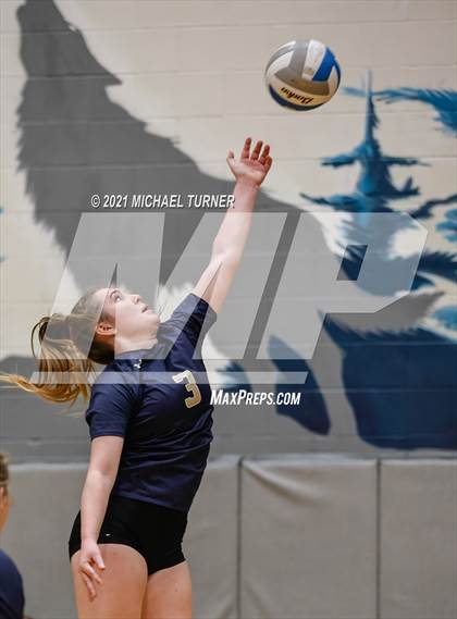 Thumbnail 1 in Timberlake vs Fruitland (3A State Tournament) photogallery.