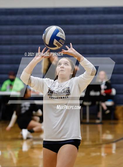 Thumbnail 2 in Timberlake vs Fruitland (3A State Tournament) photogallery.