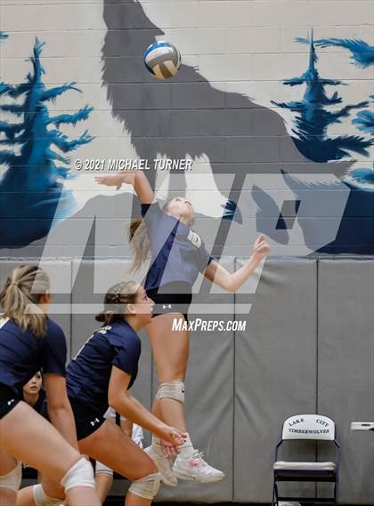 Thumbnail 1 in Timberlake vs Fruitland (3A State Tournament) photogallery.