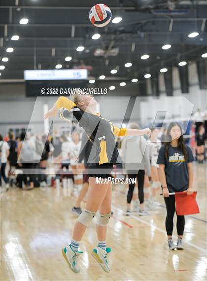 Thumbnail 1 in St. Paul vs. Bishop O'Dowd (Nike TOC Southwest) photogallery.