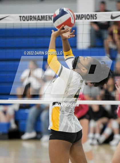 Thumbnail 3 in St. Paul vs. Bishop O'Dowd (Nike TOC Southwest) photogallery.