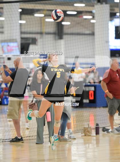 Thumbnail 2 in St. Paul vs. Bishop O'Dowd (Nike TOC Southwest) photogallery.