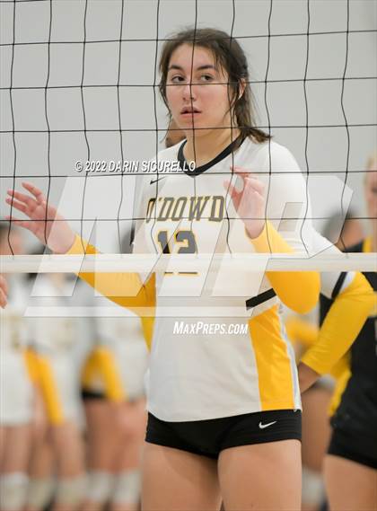 Thumbnail 1 in St. Paul vs. Bishop O'Dowd (Nike TOC Southwest) photogallery.