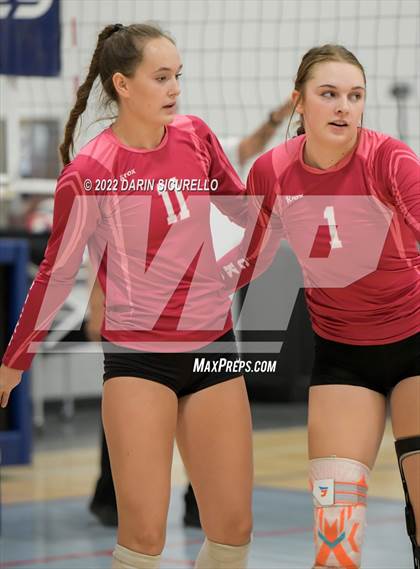 Thumbnail 3 in St. Paul vs. Bishop O'Dowd (Nike TOC Southwest) photogallery.