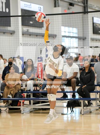 Thumbnail 3 in St. Paul vs. Bishop O'Dowd (Nike TOC Southwest) photogallery.