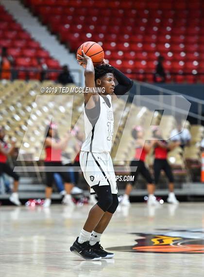 Thumbnail 3 in Orr vs Raymond (King Cotton Classic) photogallery.