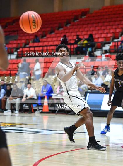 Thumbnail 1 in Orr vs Raymond (King Cotton Classic) photogallery.
