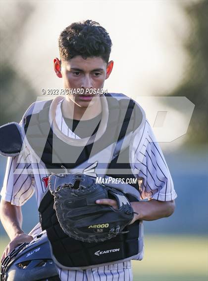 Thumbnail 2 in Mission Oak @ Fowler (CIF CS Round 2 Division 5 Playoff) photogallery.
