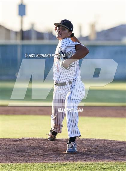 Thumbnail 2 in Mission Oak @ Fowler (CIF CS Round 2 Division 5 Playoff) photogallery.