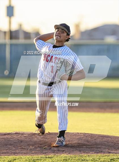 Thumbnail 2 in Mission Oak @ Fowler (CIF CS Round 2 Division 5 Playoff) photogallery.