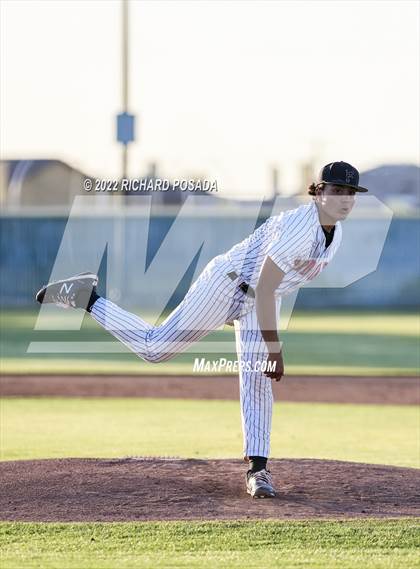Thumbnail 2 in Mission Oak @ Fowler (CIF CS Round 2 Division 5 Playoff) photogallery.