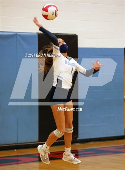 Thumbnail 3 in West Rowan @ North Iredell photogallery.