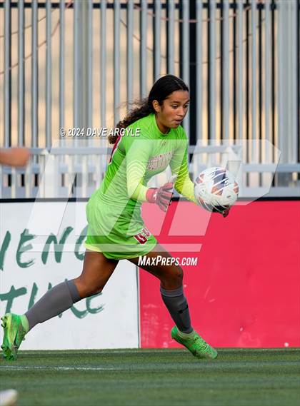 Thumbnail 2 in Davis vs Mountain Ridge (UHSAA 6A Semifinal) photogallery.