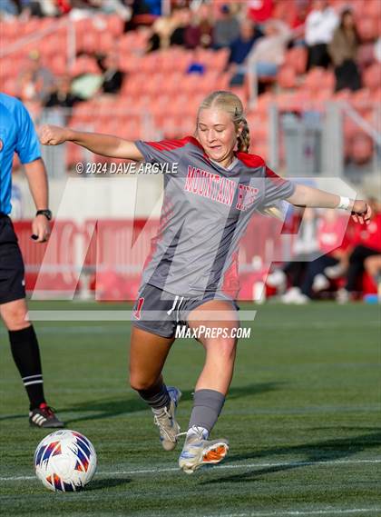 Thumbnail 1 in Davis vs Mountain Ridge (UHSAA 6A Semifinal) photogallery.