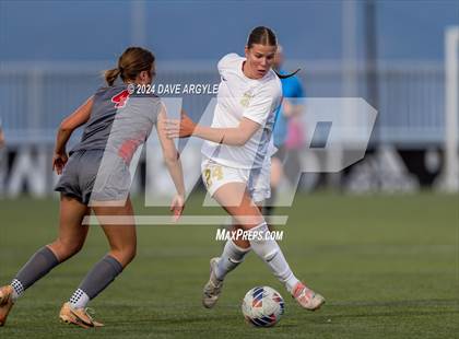 Thumbnail 1 in Davis vs Mountain Ridge (UHSAA 6A Semifinal) photogallery.