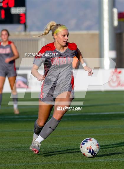 Thumbnail 3 in Davis vs Mountain Ridge (UHSAA 6A Semifinal) photogallery.