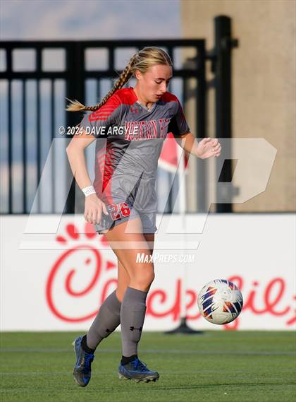 Thumbnail 2 in Davis vs Mountain Ridge (UHSAA 6A Semifinal) photogallery.