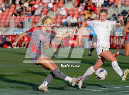 Thumbnail 3 in Davis vs Mountain Ridge (UHSAA 6A Semifinal) photogallery.