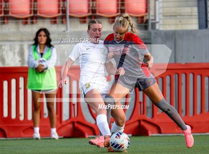 Thumbnail 3 in Davis vs Mountain Ridge (UHSAA 6A Semifinal) photogallery.