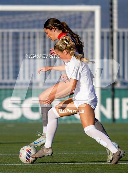Thumbnail 3 in Davis vs Mountain Ridge (UHSAA 6A Semifinal) photogallery.