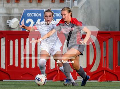 Thumbnail 3 in Davis vs Mountain Ridge (UHSAA 6A Semifinal) photogallery.