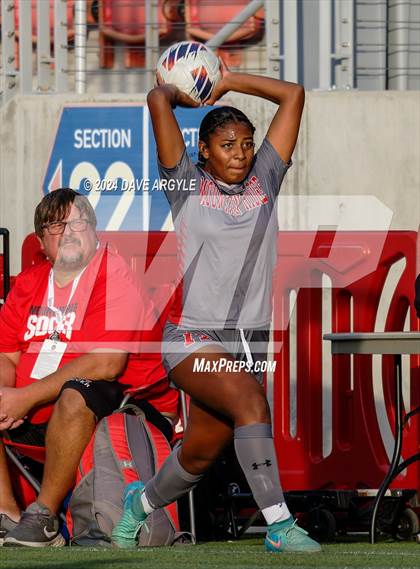 Thumbnail 3 in Davis vs Mountain Ridge (UHSAA 6A Semifinal) photogallery.