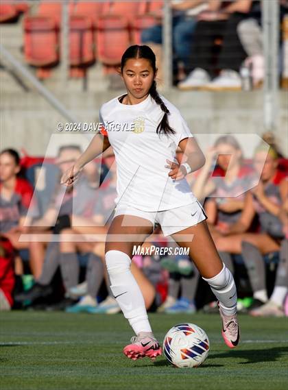Thumbnail 2 in Davis vs Mountain Ridge (UHSAA 6A Semifinal) photogallery.