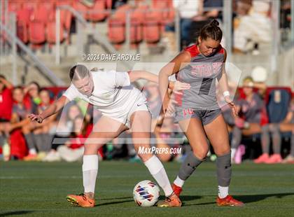 Thumbnail 1 in Davis vs Mountain Ridge (UHSAA 6A Semifinal) photogallery.