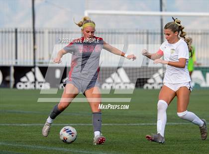 Thumbnail 3 in Davis vs Mountain Ridge (UHSAA 6A Semifinal) photogallery.