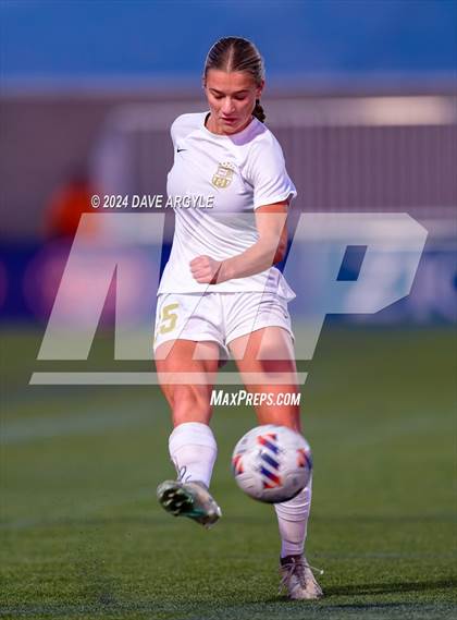 Thumbnail 2 in Davis vs Mountain Ridge (UHSAA 6A Semifinal) photogallery.
