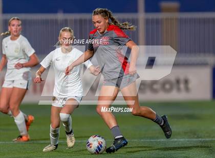 Thumbnail 1 in Davis vs Mountain Ridge (UHSAA 6A Semifinal) photogallery.