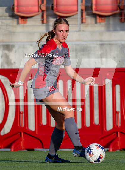 Thumbnail 3 in Davis vs Mountain Ridge (UHSAA 6A Semifinal) photogallery.
