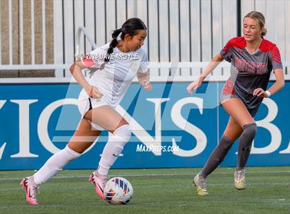 Thumbnail 3 in Davis vs Mountain Ridge (UHSAA 6A Semifinal) photogallery.