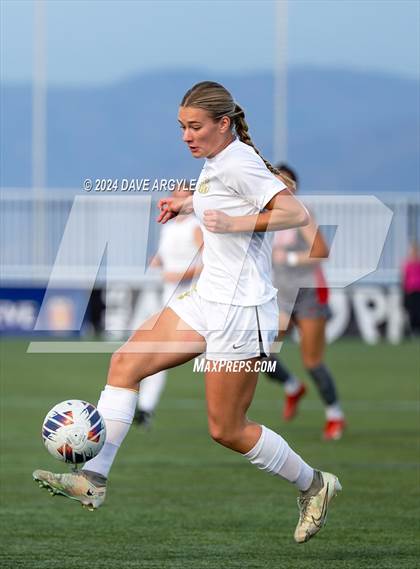 Thumbnail 1 in Davis vs Mountain Ridge (UHSAA 6A Semifinal) photogallery.