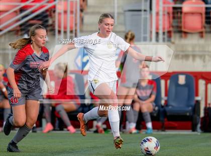 Thumbnail 2 in Davis vs Mountain Ridge (UHSAA 6A Semifinal) photogallery.