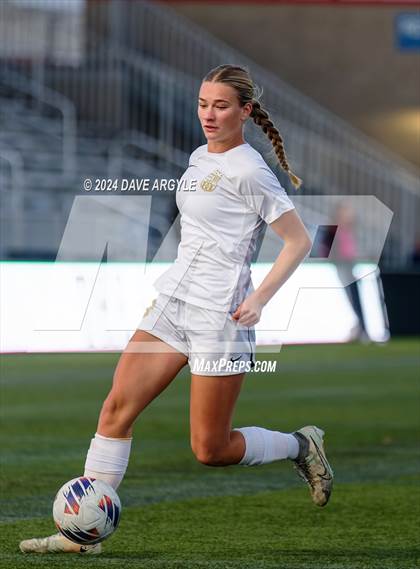 Thumbnail 2 in Davis vs Mountain Ridge (UHSAA 6A Semifinal) photogallery.