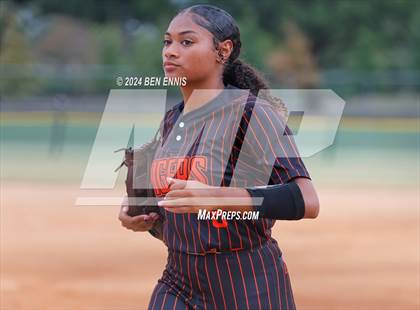 Thumbnail 2 in Metter vs. Lanier County (GHSA 1A D2 State Tournament) photogallery.