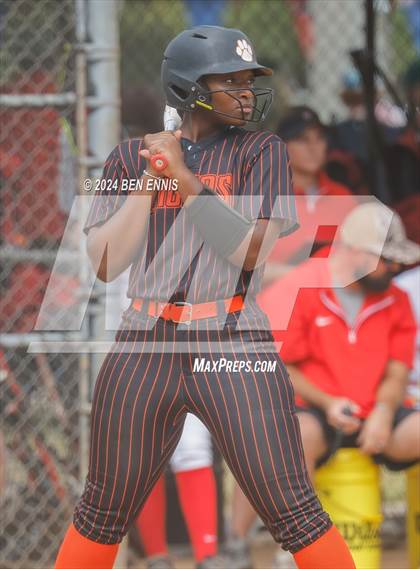 Thumbnail 3 in Metter vs. Lanier County (GHSA 1A D2 State Tournament) photogallery.