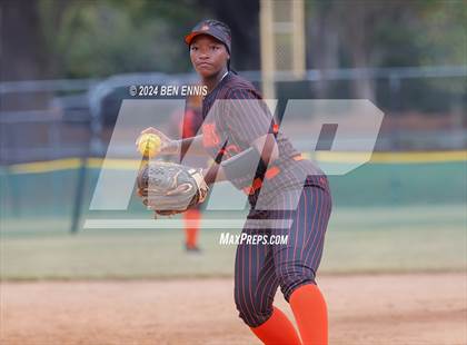 Thumbnail 1 in Metter vs. Lanier County (GHSA 1A D2 State Tournament) photogallery.