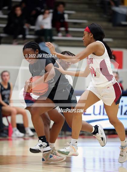 Thumbnail 1 in Cedar Park @ Dawson (McDonald's Texas Invitational) photogallery.