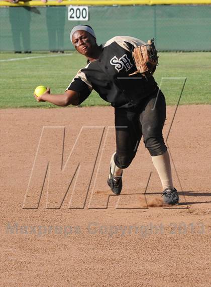 Thumbnail 2 in Sunny Hills @ Kaiser (CIF SS D3 Playoff) photogallery.