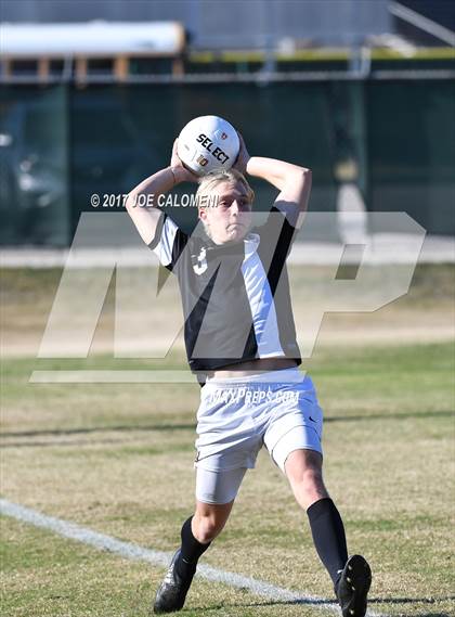 Thumbnail 2 in Churchill vs Holmes photogallery.